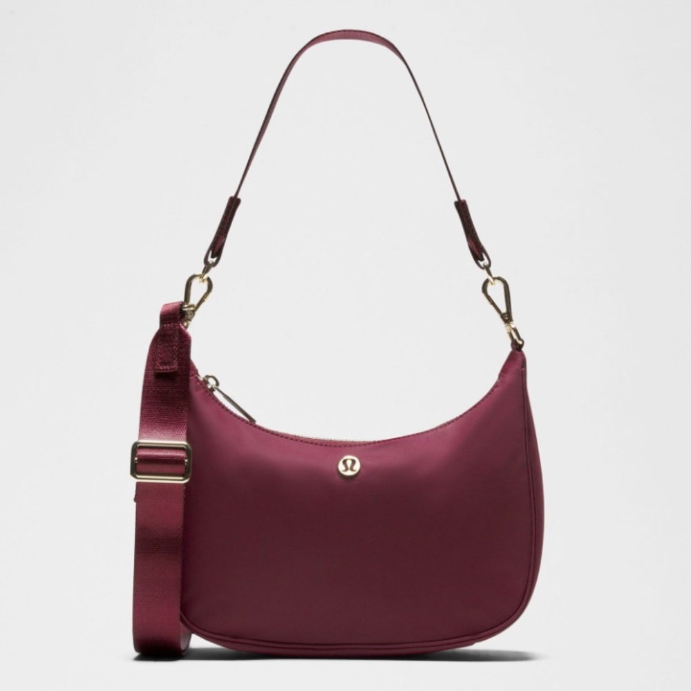 Lululemon Athletica Wine Berry Red 3L Shoulder Bag City Essentials burgundy